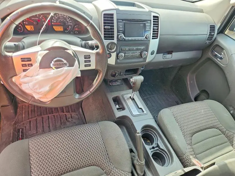 2016 NISSAN FRONTIER SV V6  