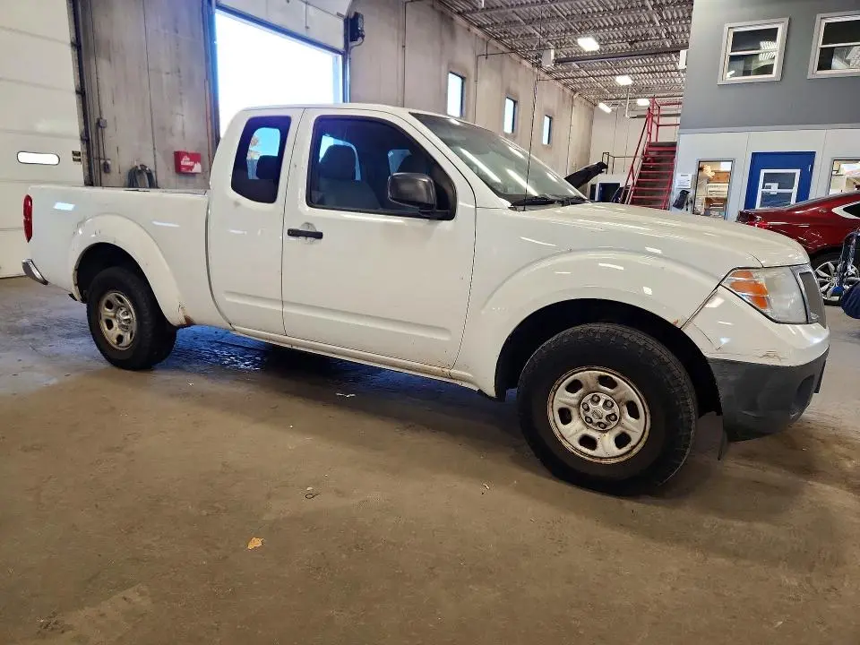 2012 NISSAN FRONTIER S  