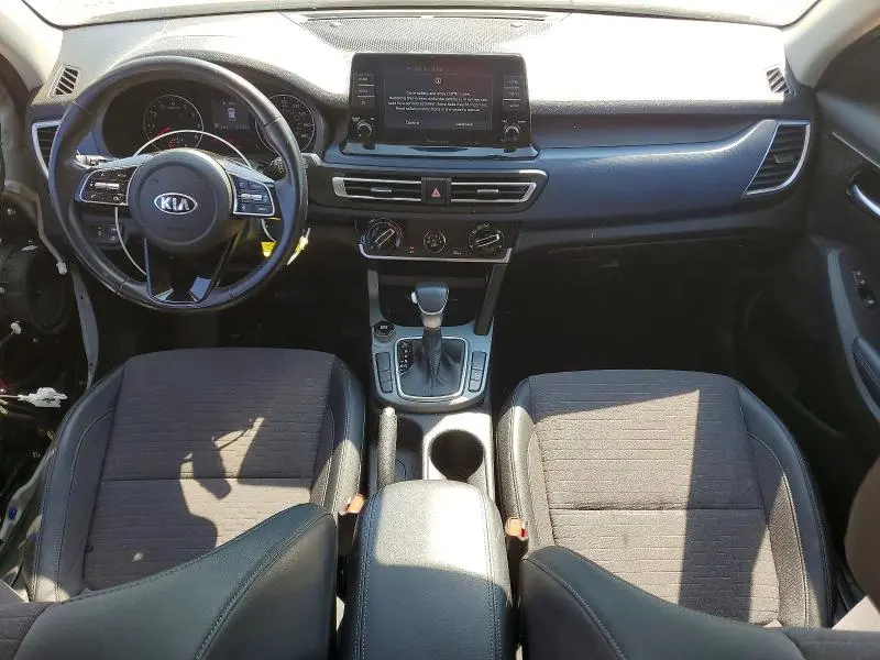 2021 KIA SELTOS S  