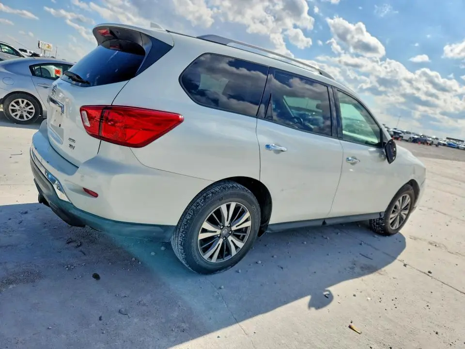 2020 NISSAN PATHFINDER SV  