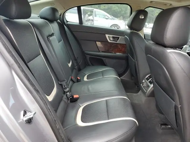 2012 JAGUAR XF PORTFOLIO  