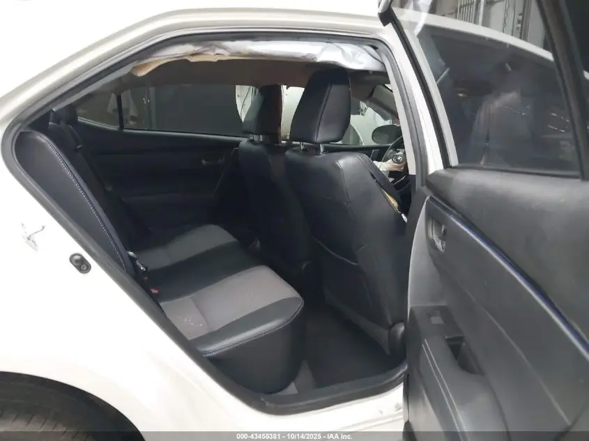 2017 TOYOTA COROLLA SE