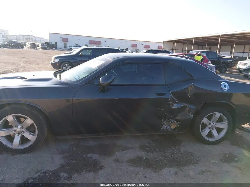 2014 DODGE CHALLENGER SXT