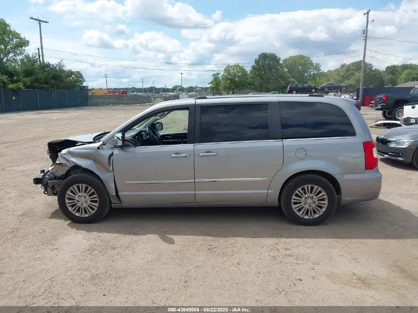 2016 CHRYSLER TOWN & COUNTRY LIMITED