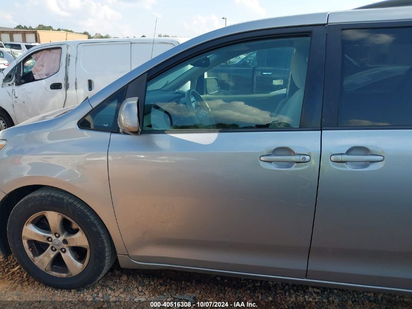 2011 TOYOTA SIENNA LE V6