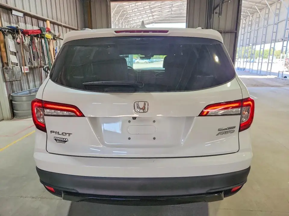 2021 HONDA PILOT SE  