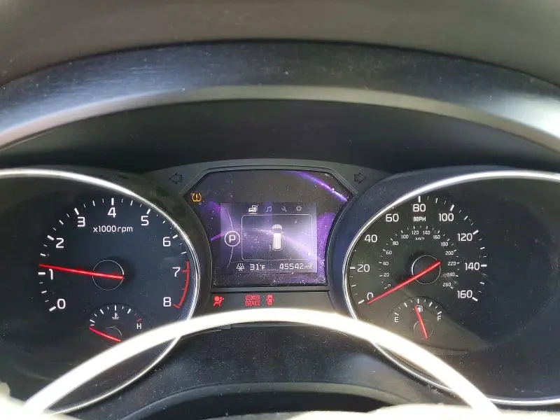 2016 KIA SEDONA LX  