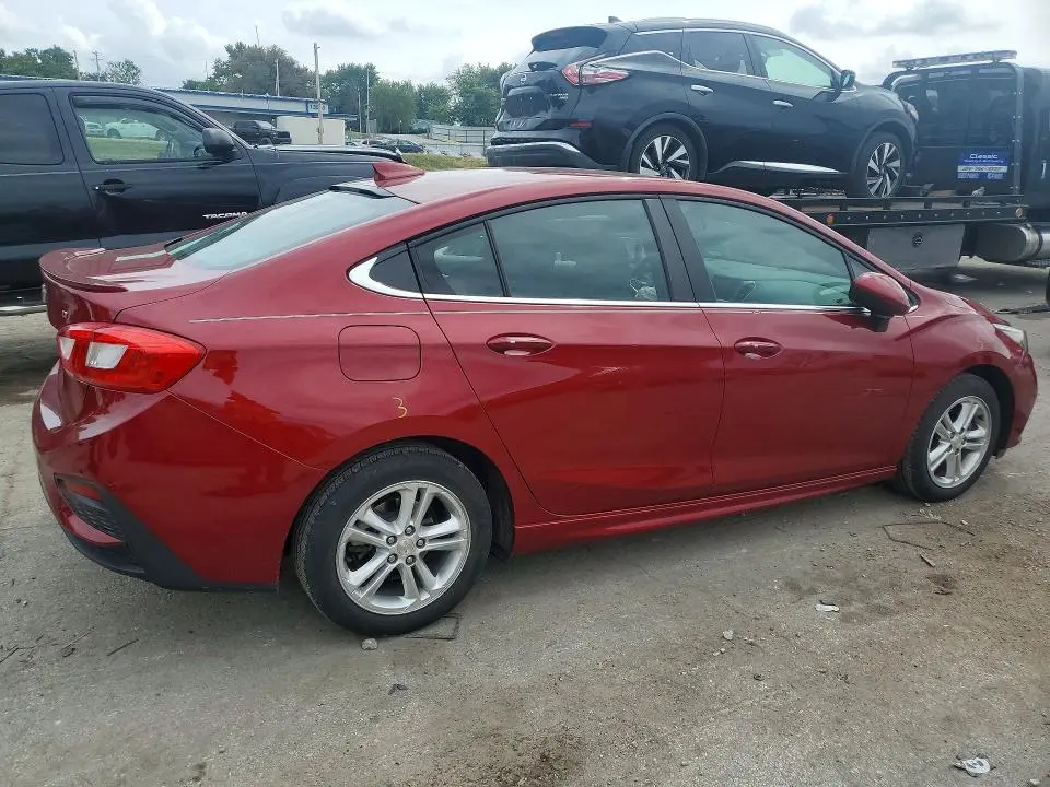 2017 CHEVROLET CRUZE LT  