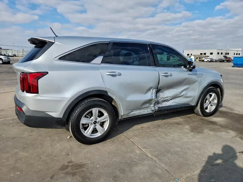 2022 KIA SORENTO LX  