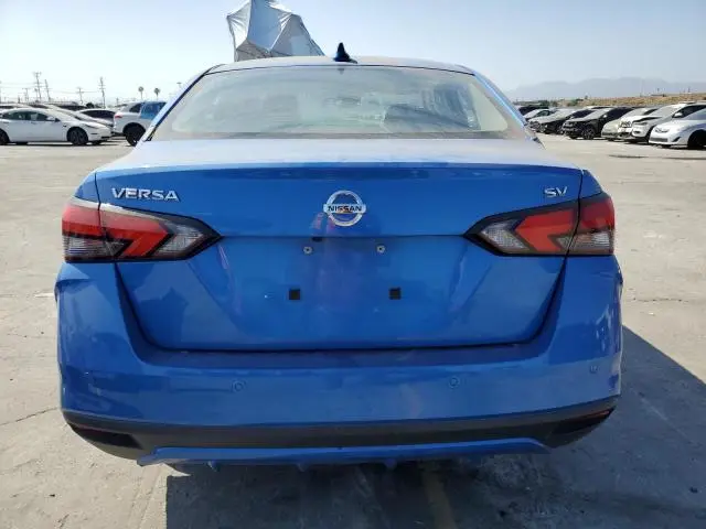 2021 NISSAN VERSA SV  