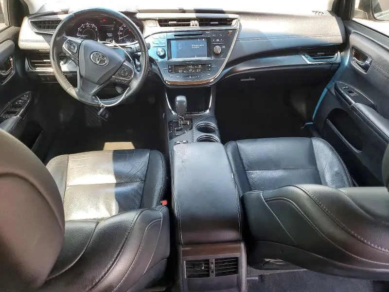 2017 TOYOTA AVALON XLE  