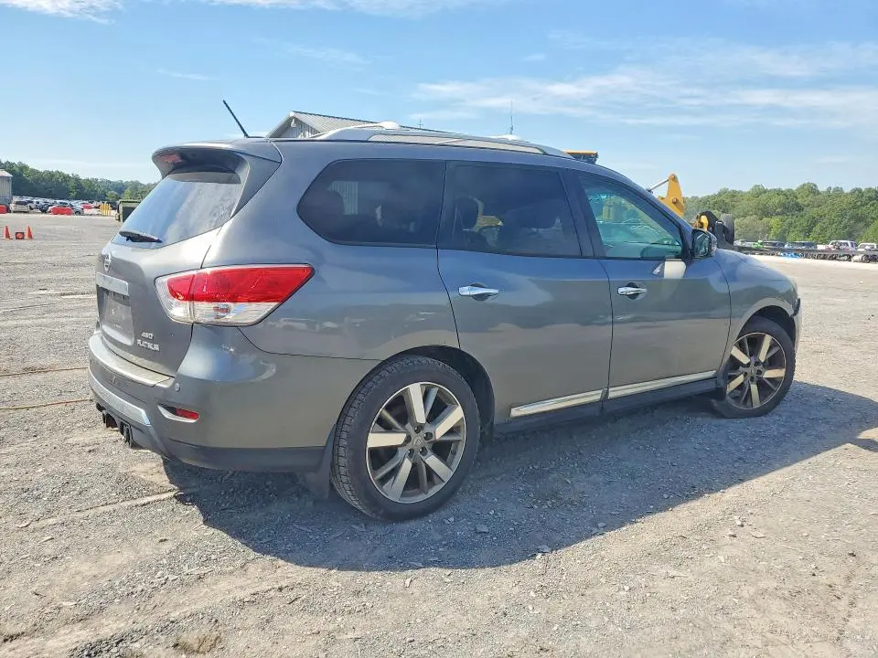 2015 NISSAN PATHFINDER S  
