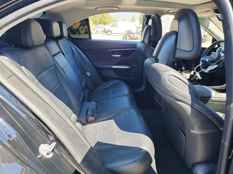 2022 MERCEDES-BENZ C 300  