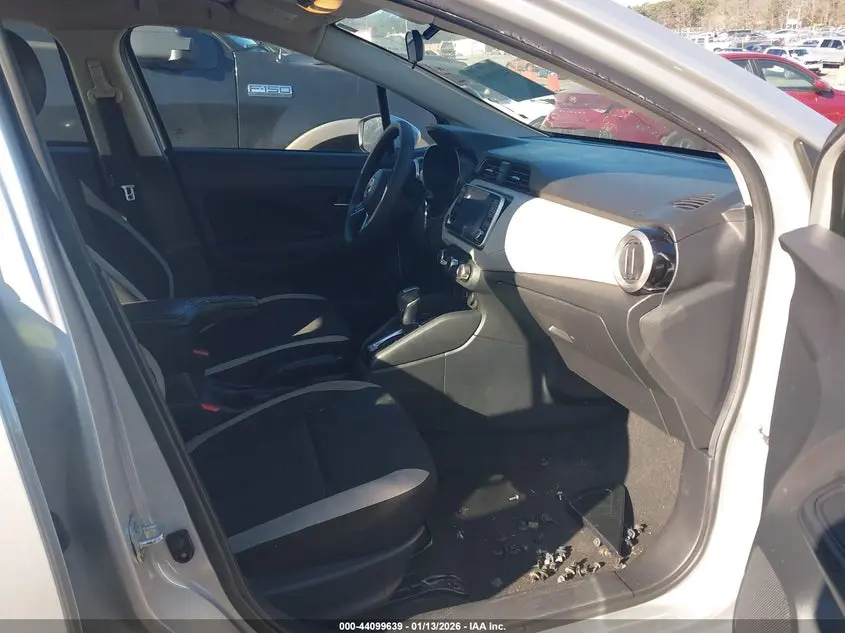 2021 NISSAN VERSA SV XTRONIC CVT