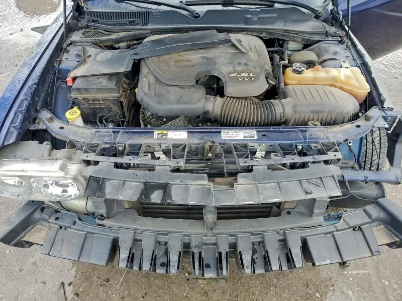 2014 DODGE CHALLENGER SXT  