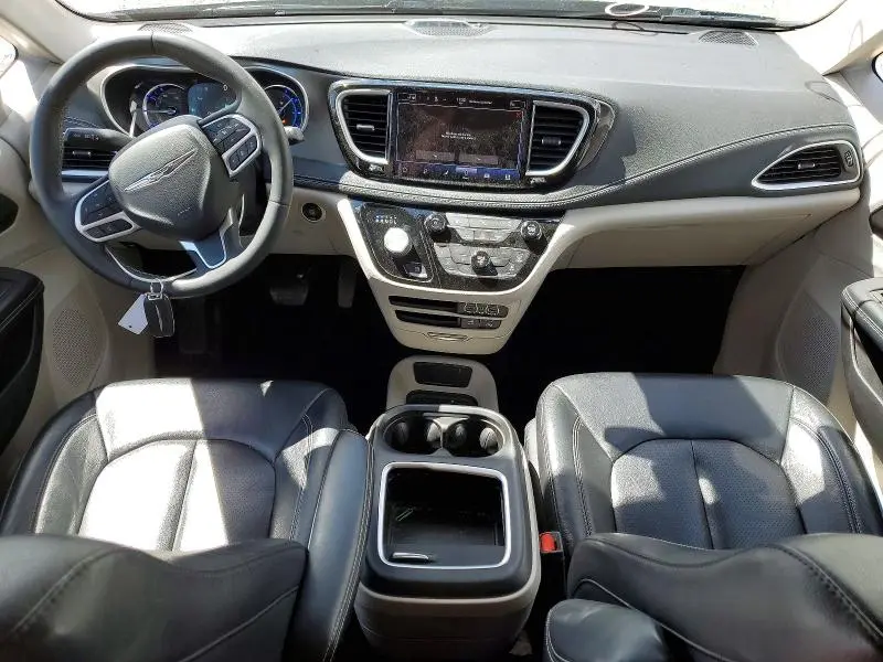 2022 CHRYSLER PACIFICA HYBRID TOURING L  
