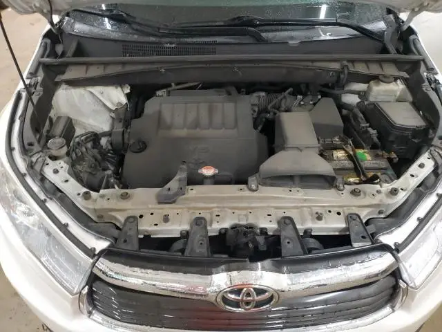 2016 TOYOTA HIGHLANDER XLE  