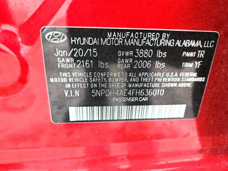 2015 HYUNDAI ELANTRA SE  