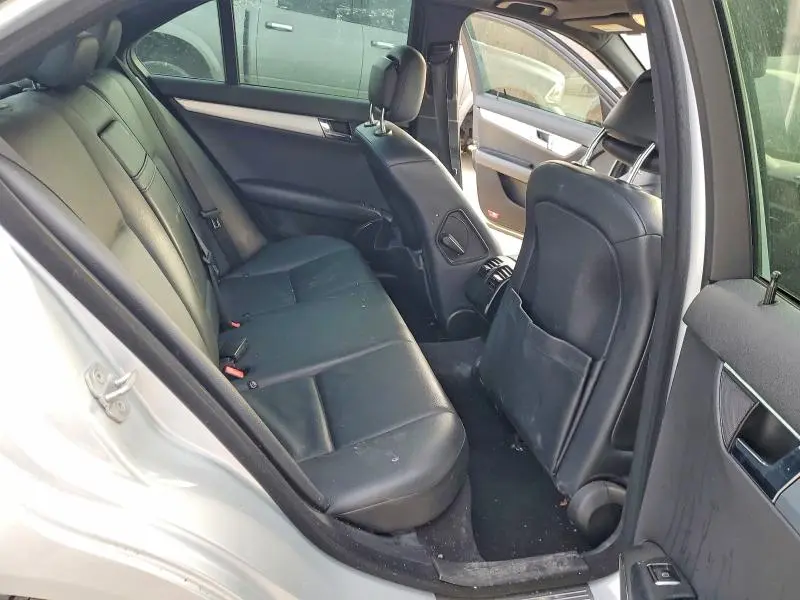 2011 MERCEDES-BENZ C 300  