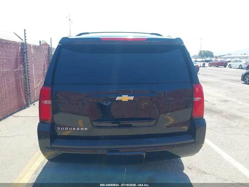 2017 CHEVROLET SUBURBAN LT