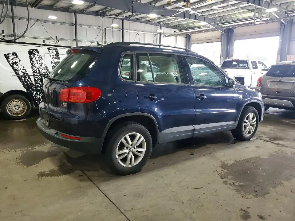 2016 VOLKSWAGEN TIGUAN S  