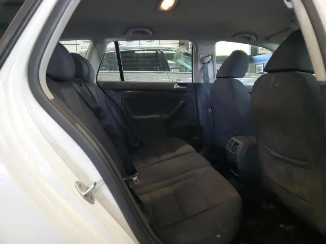 2011 VOLKSWAGEN JETTA S  