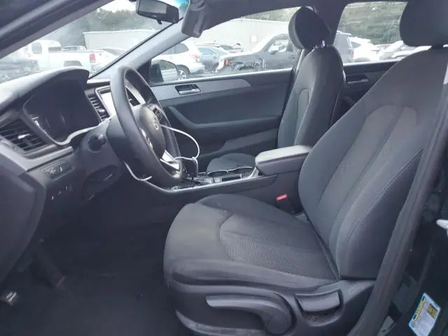 2018 HYUNDAI SONATA SE