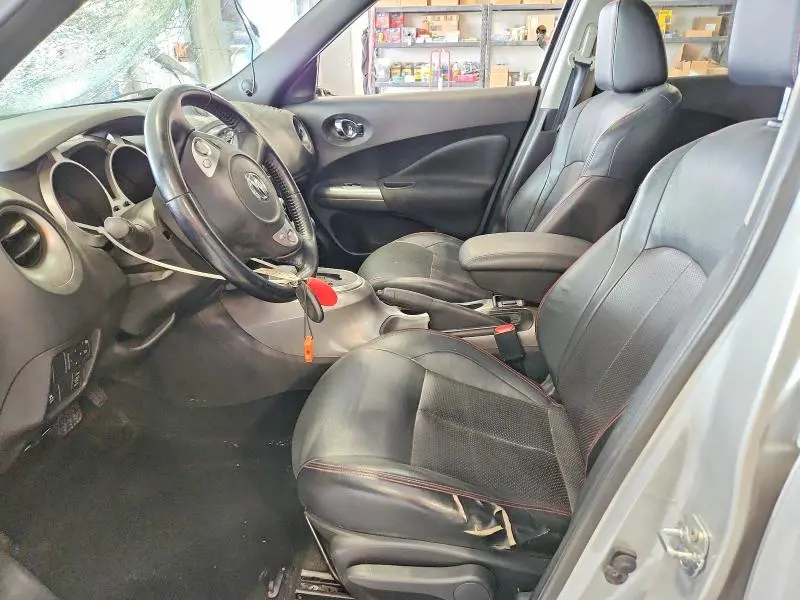 2015 NISSAN JUKE SL  