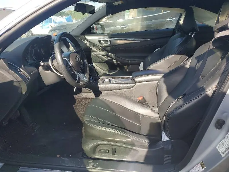 2017 INFINITI Q60 2.0T  