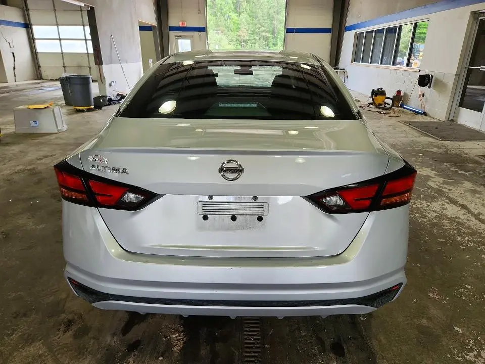 2021 NISSAN ALTIMA S  