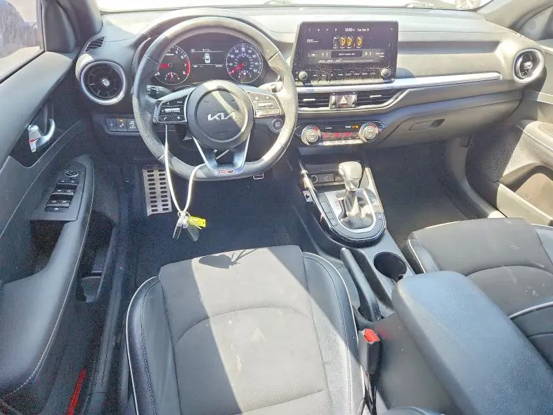 2022 KIA FORTE GT LINE  