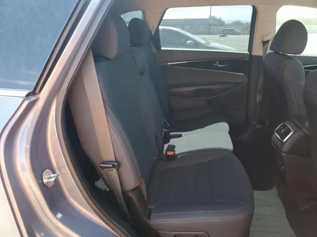 2020 KIA SORENTO S  