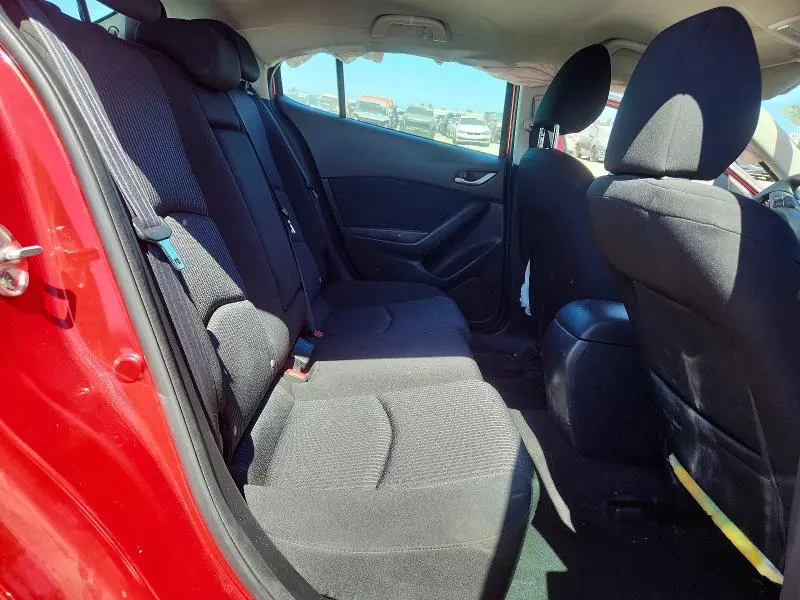 2015 MAZDA 3 TOURING  