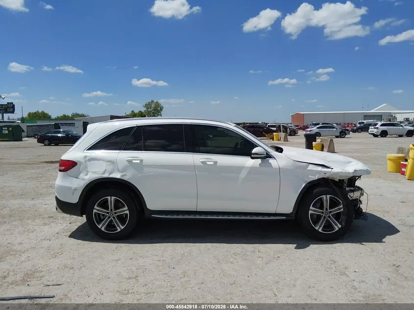 2018 MERCEDES-BENZ GLC 300  