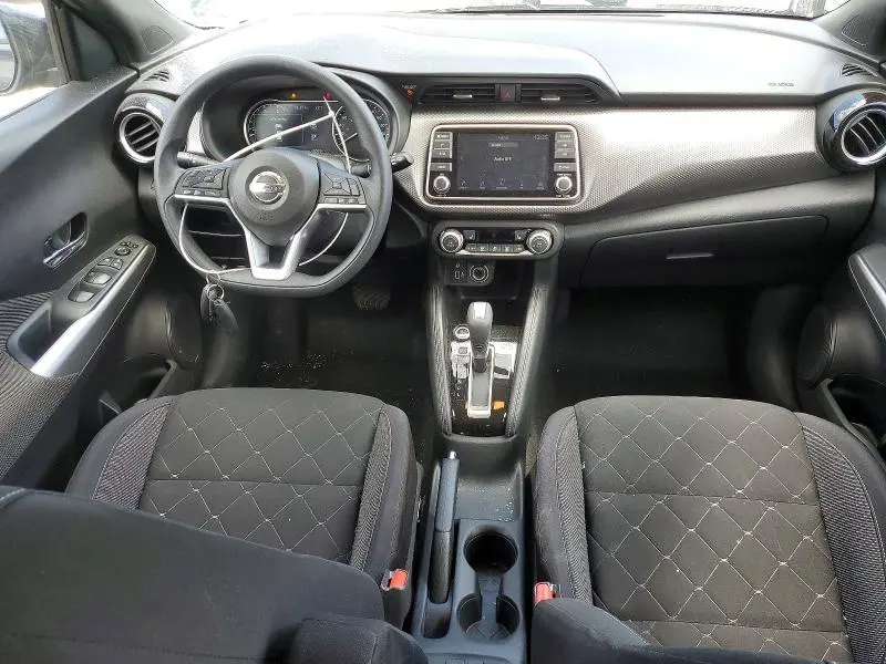 2019 NISSAN KICKS S  