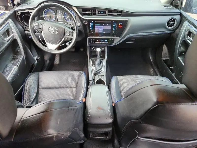 2019 TOYOTA COROLLA SE  
