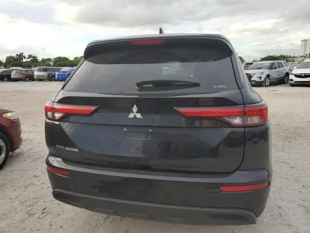 2022 MITSUBISHI OUTLANDER ES  