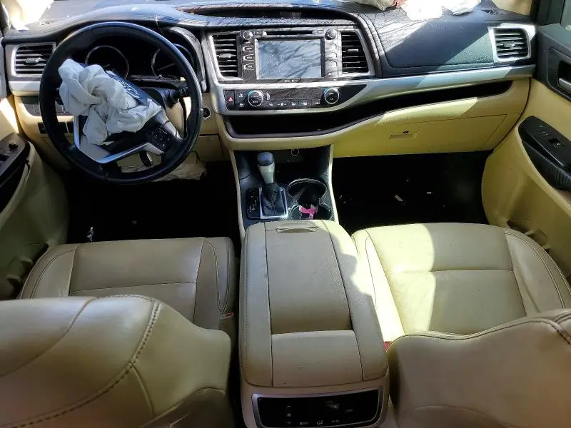 2015 TOYOTA HIGHLANDER XLE  
