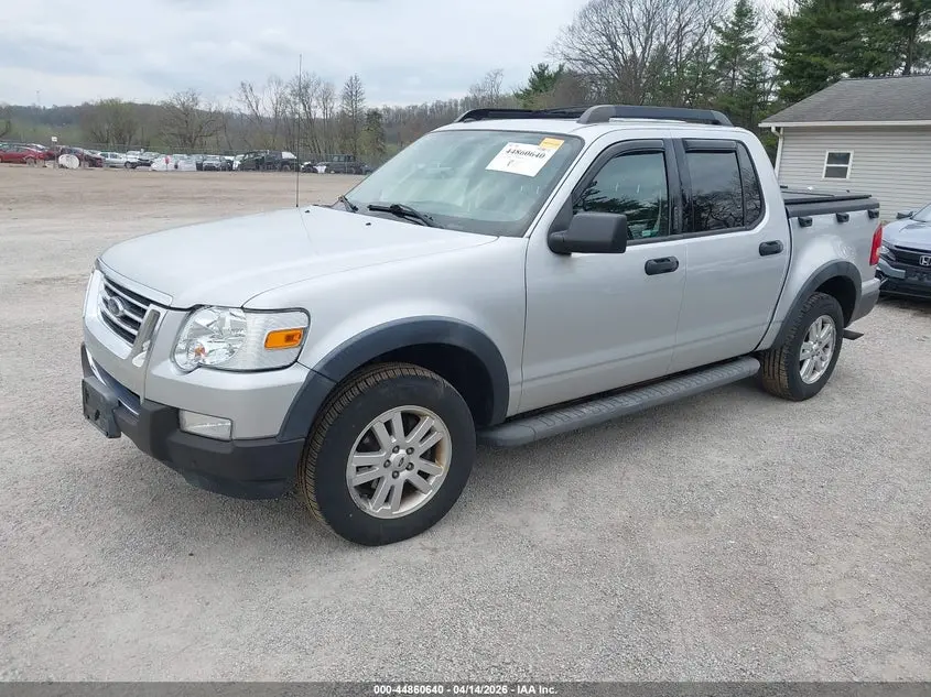 2010 FORD EXPLORER SPORT TRAC XLT