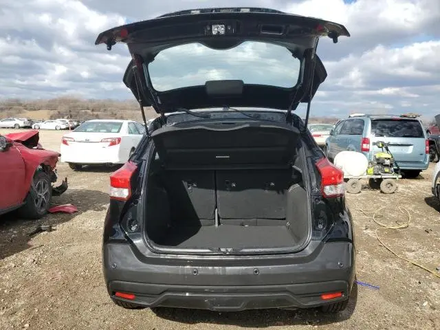 2020 NISSAN KICKS SV  