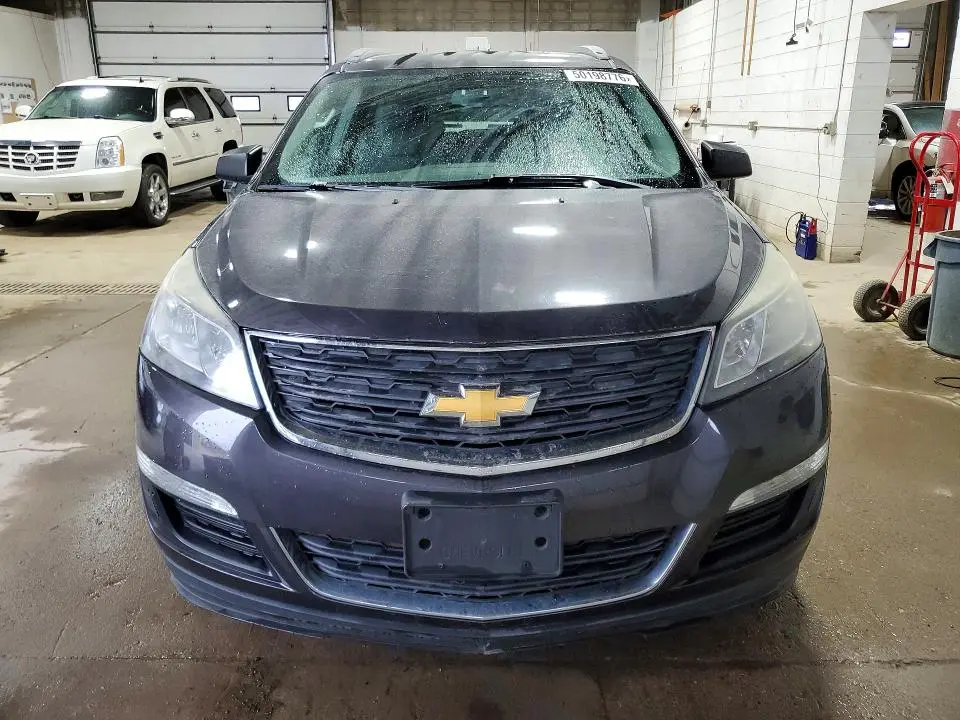 2013 CHEVROLET TRAVERSE LS  