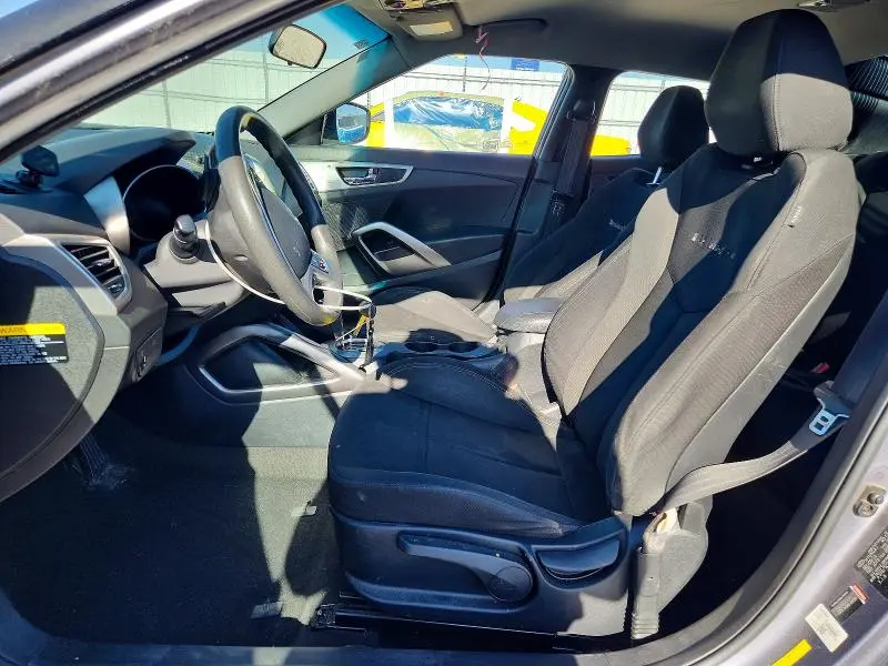 2016 HYUNDAI VELOSTER BASE  