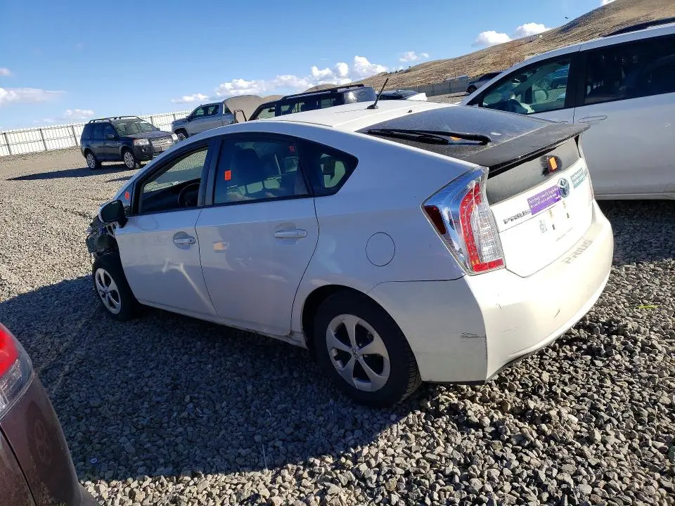 2013 TOYOTA PRIUS TWO  