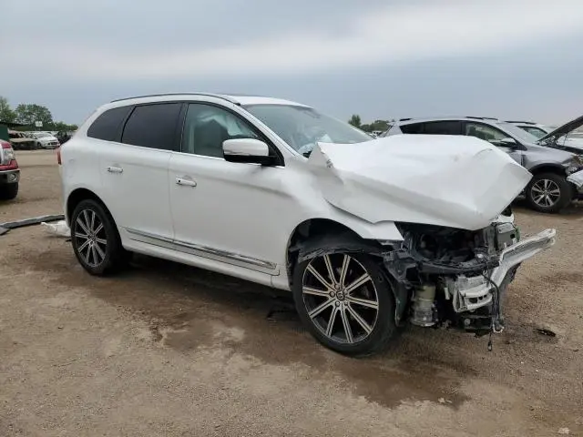 2016 VOLVO XC60 T5 PREMIER  