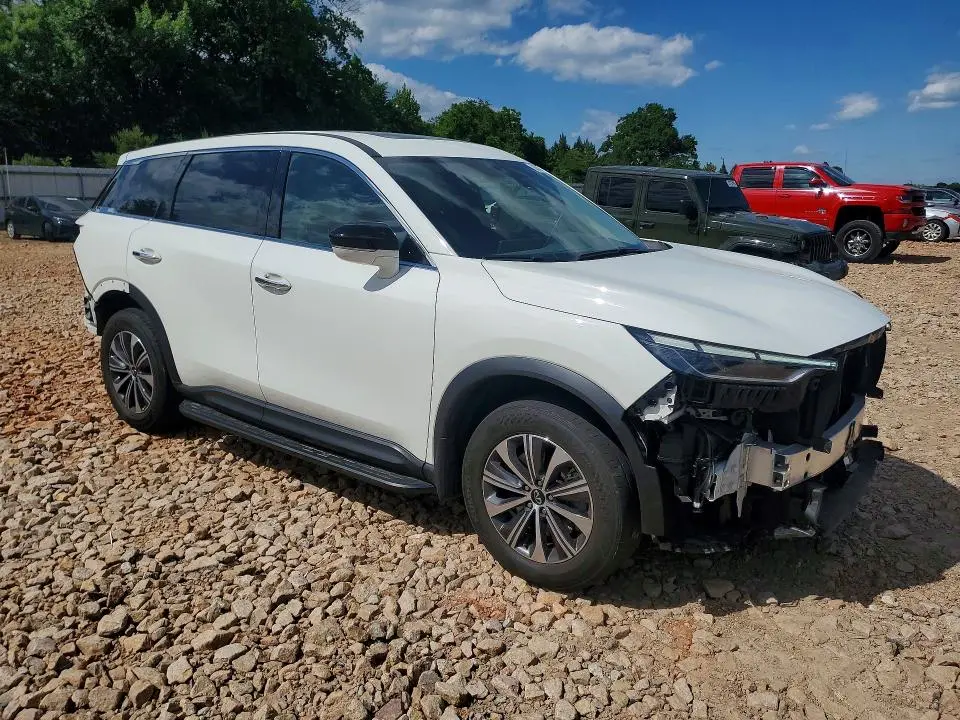 2023 INFINITI QX60 PURE  