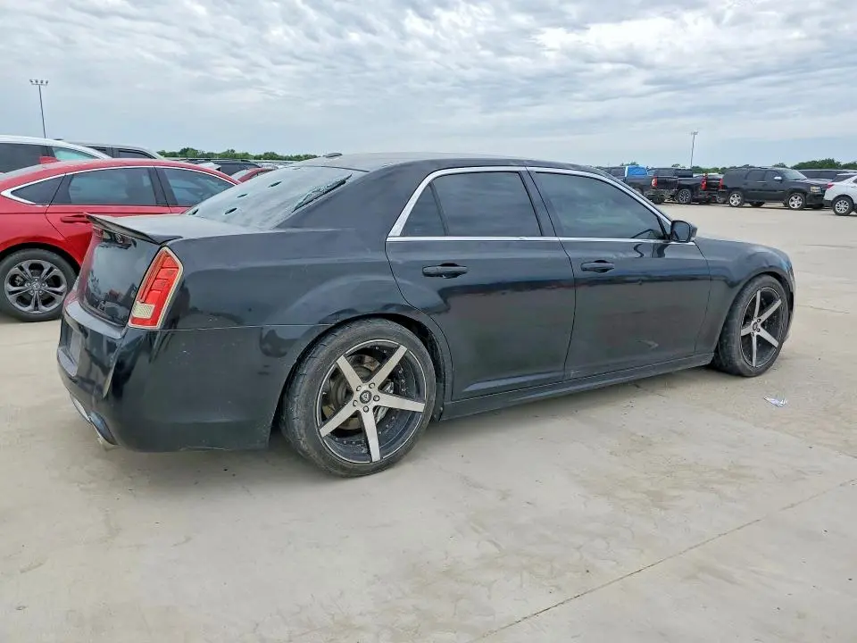 2012 CHRYSLER 300 SRT-8  