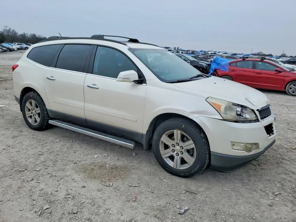 2012 CHEVROLET TRAVERSE LT  