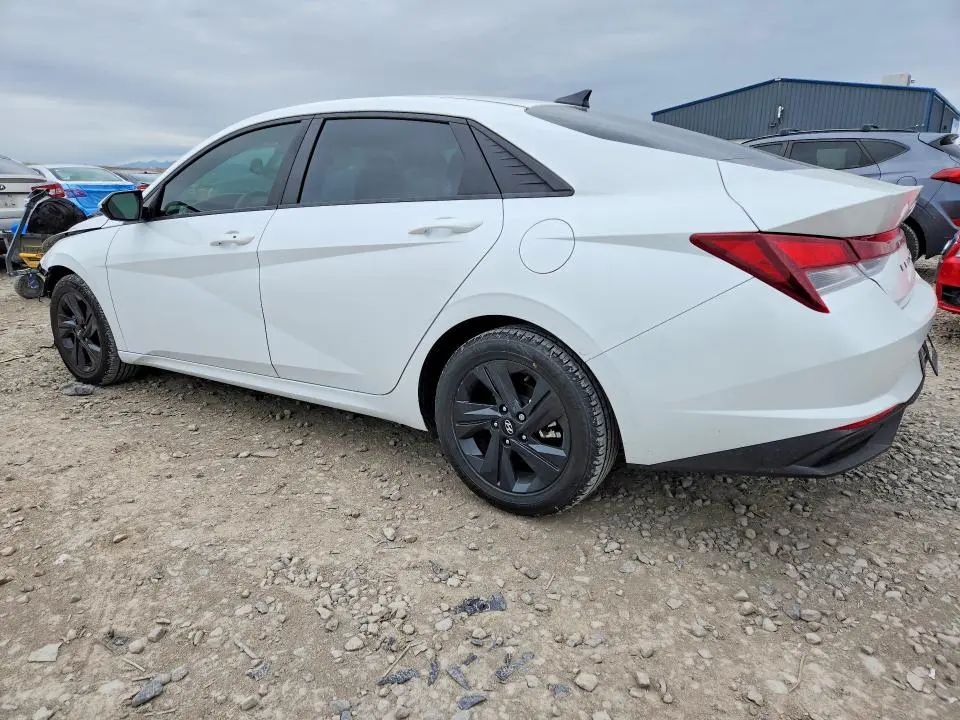 2021 HYUNDAI ELANTRA SEL  