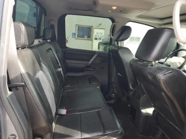 2011 NISSAN TITAN S  