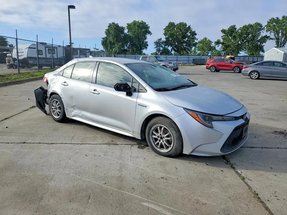 2020 TOYOTA COROLLA LE  